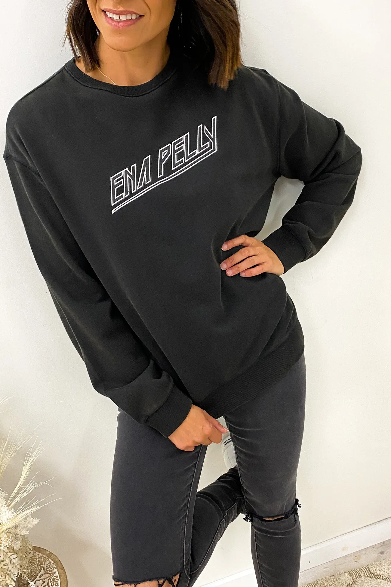 80S Block Logo Sweater Washed Black