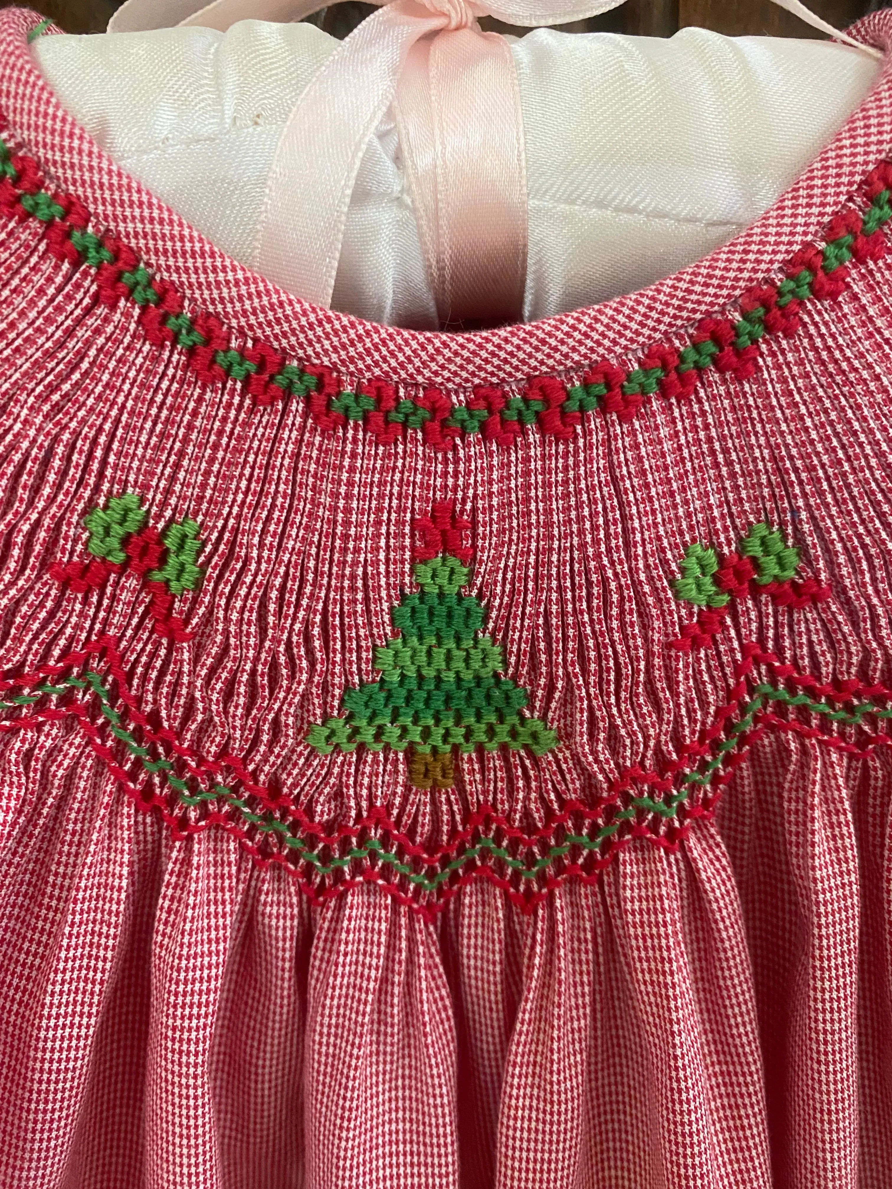 Bishop Jazzy Christmas Trees Cut, Sew, Pleat Kit