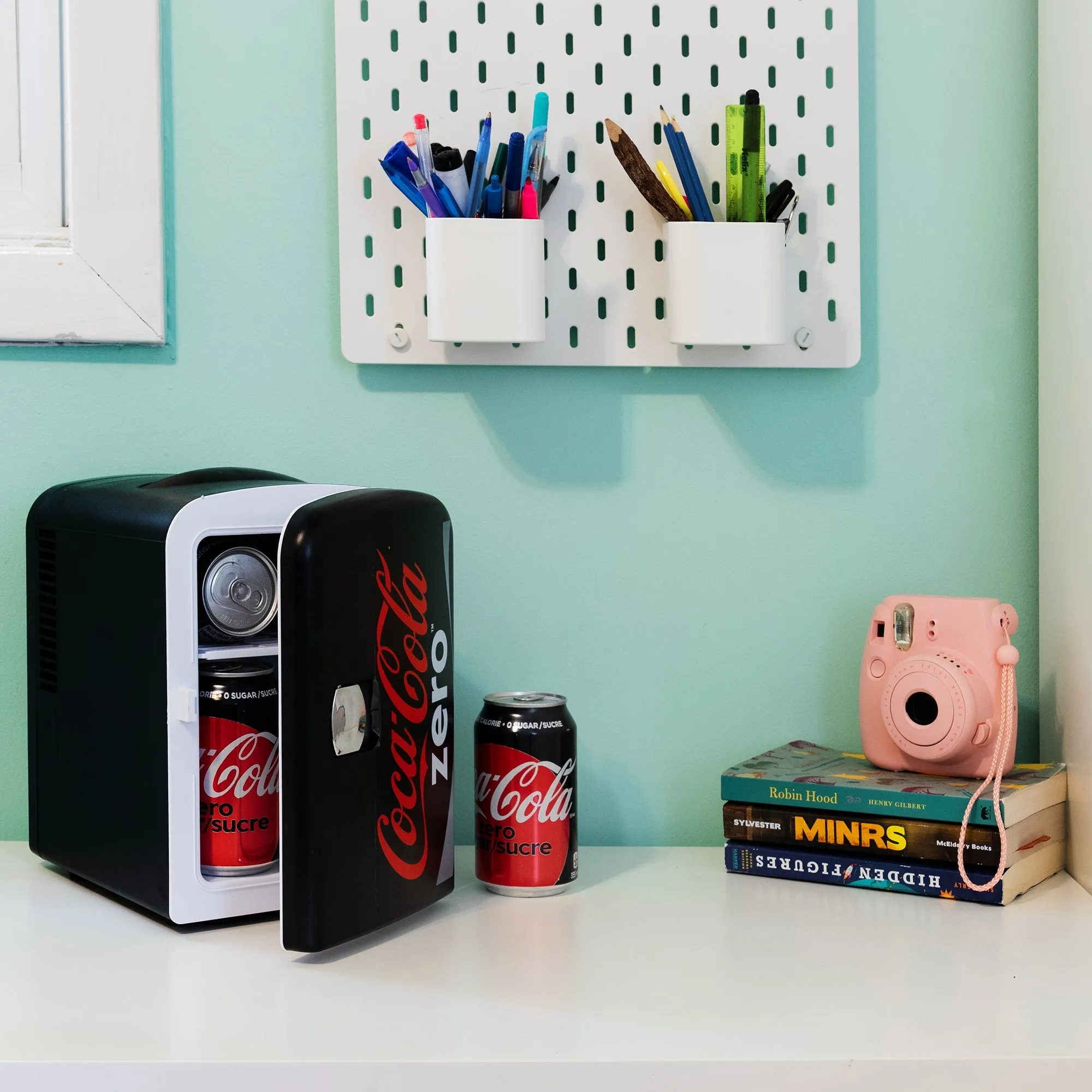 Coca-Cola Coke Zero 4L Cooler/Warmer w/ 12V DC and 110V AC Cords, 6 Can Portable Mini Fridge, Personal Travel Refrigerator for Snacks Lunch Drinks Cosmetics, Desk Home Office Dorm, Black