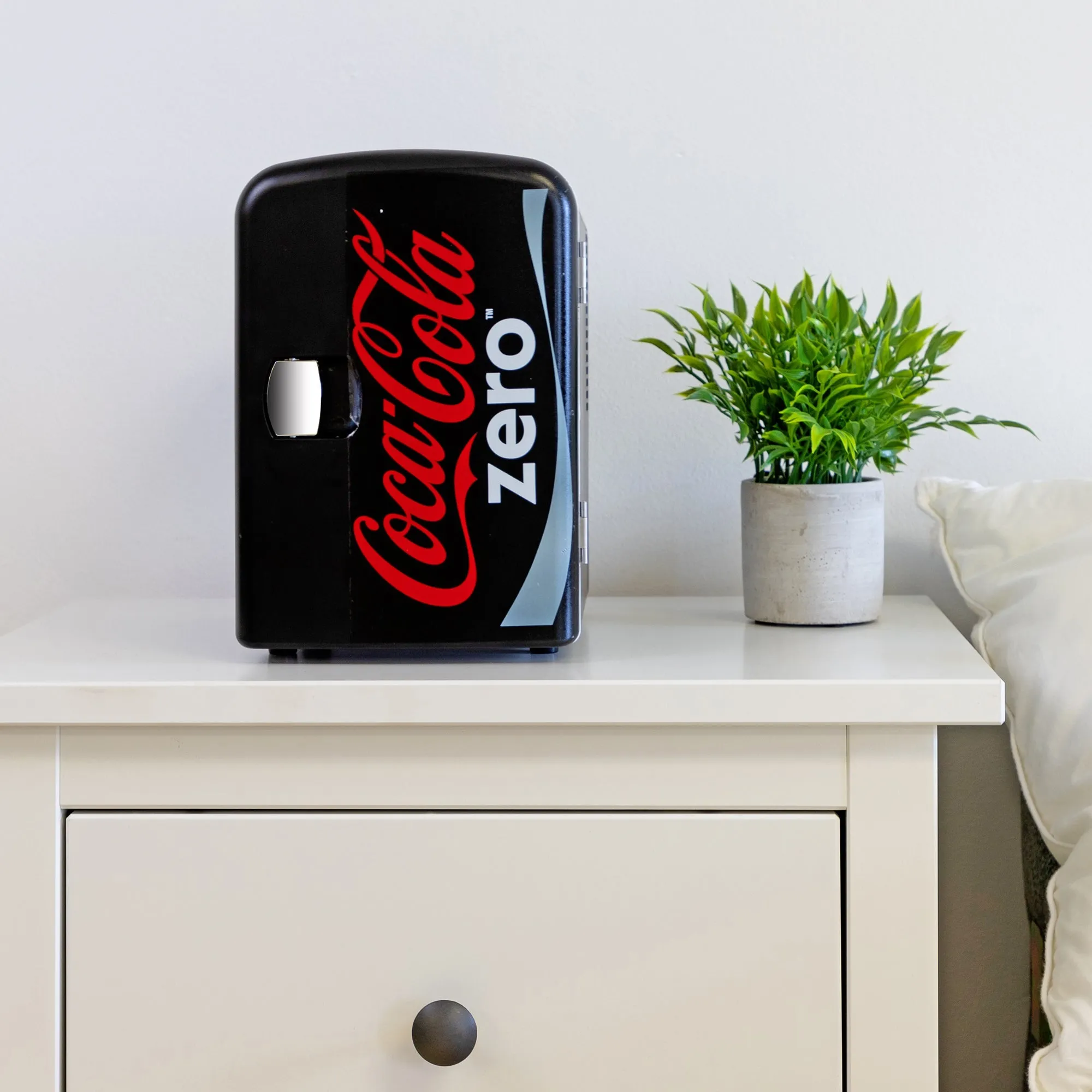 Coca-Cola Coke Zero 4L Cooler/Warmer w/ 12V DC and 110V AC Cords, 6 Can Portable Mini Fridge, Personal Travel Refrigerator for Snacks Lunch Drinks Cosmetics, Desk Home Office Dorm, Black