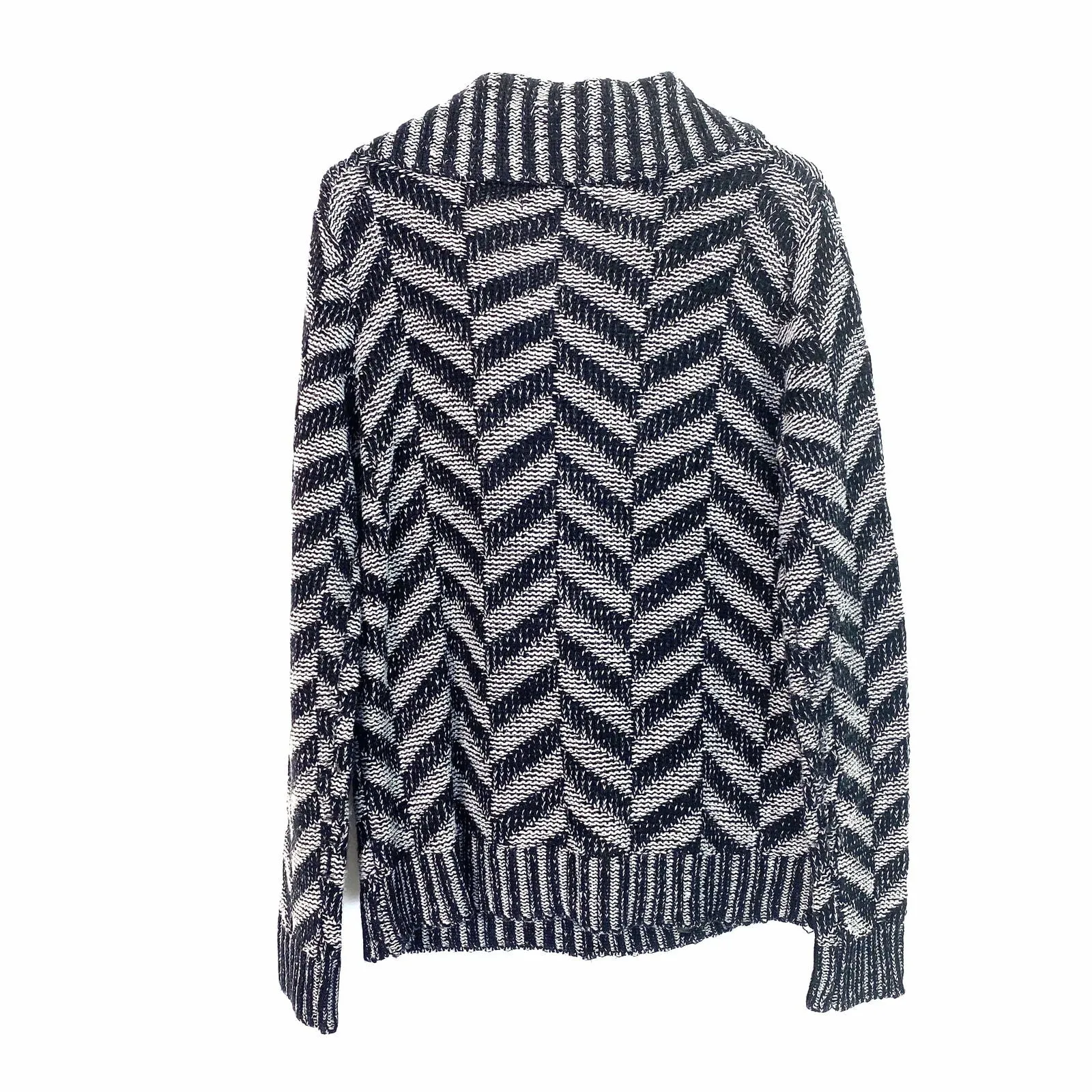 Cozy Paper Crane Black Gray Chevron Sweater L Long Sleeve Womens Used