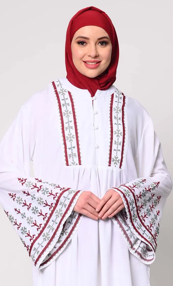 Elegant Machine-Embroidered White Tunic with Flared Sleeves