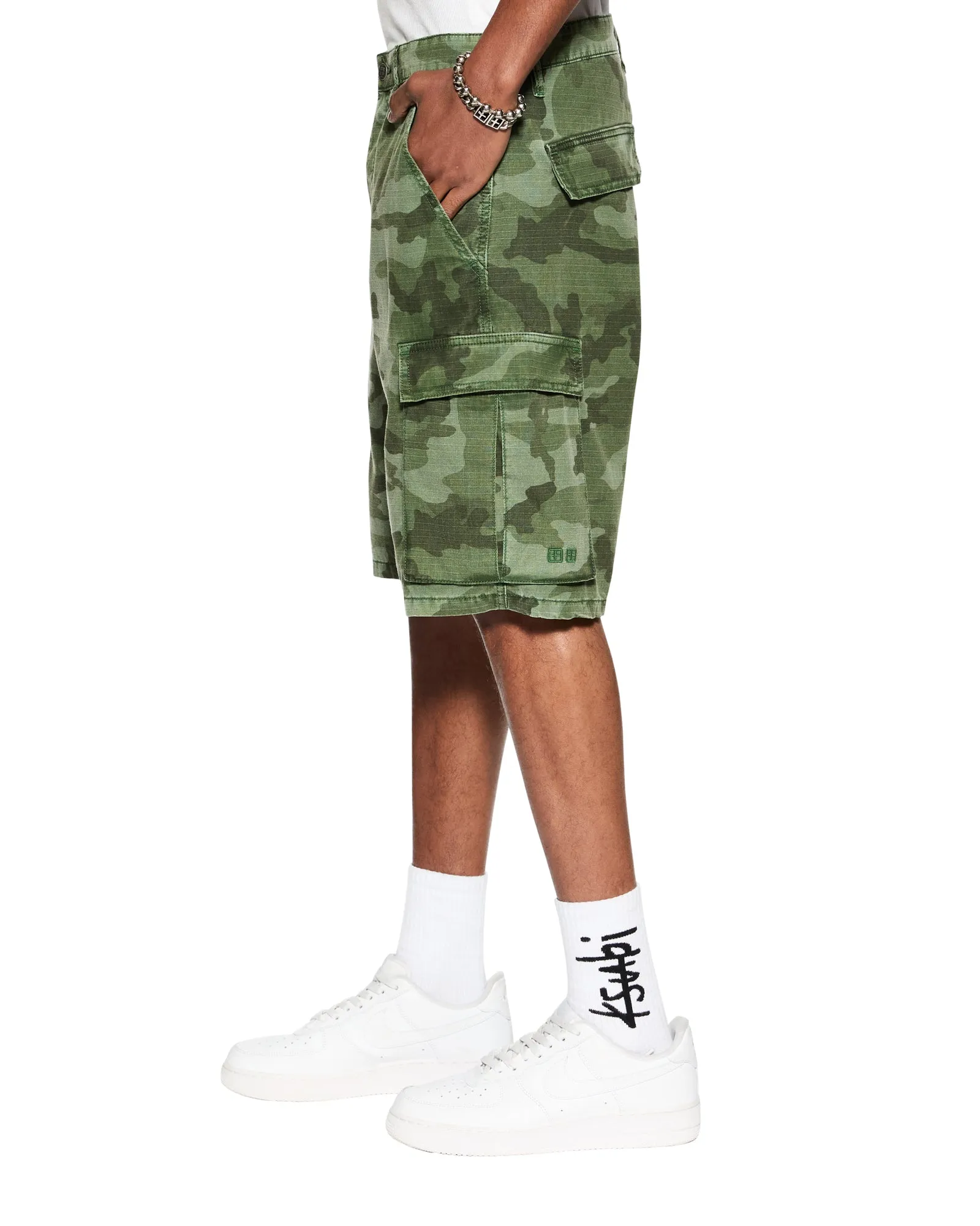 FUGITIVE CARGO SHORT HASH CAMO