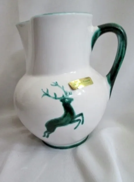 GMUNDNER KERAMIK Handpainted pitcher BUCK DEER Pottery Ceramic Austria WHITE GREEN