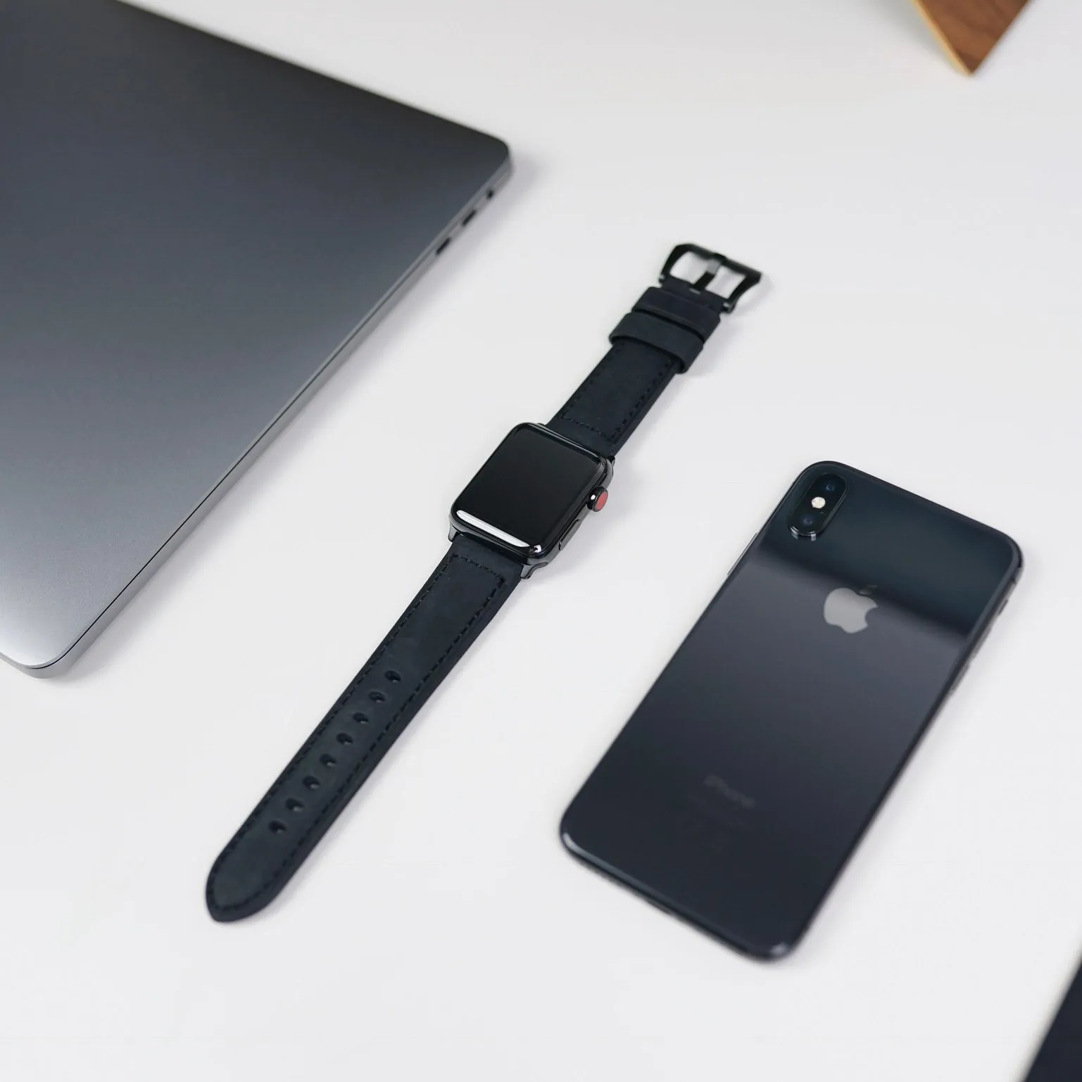 Leather Apple Watch Strap - Matte Black