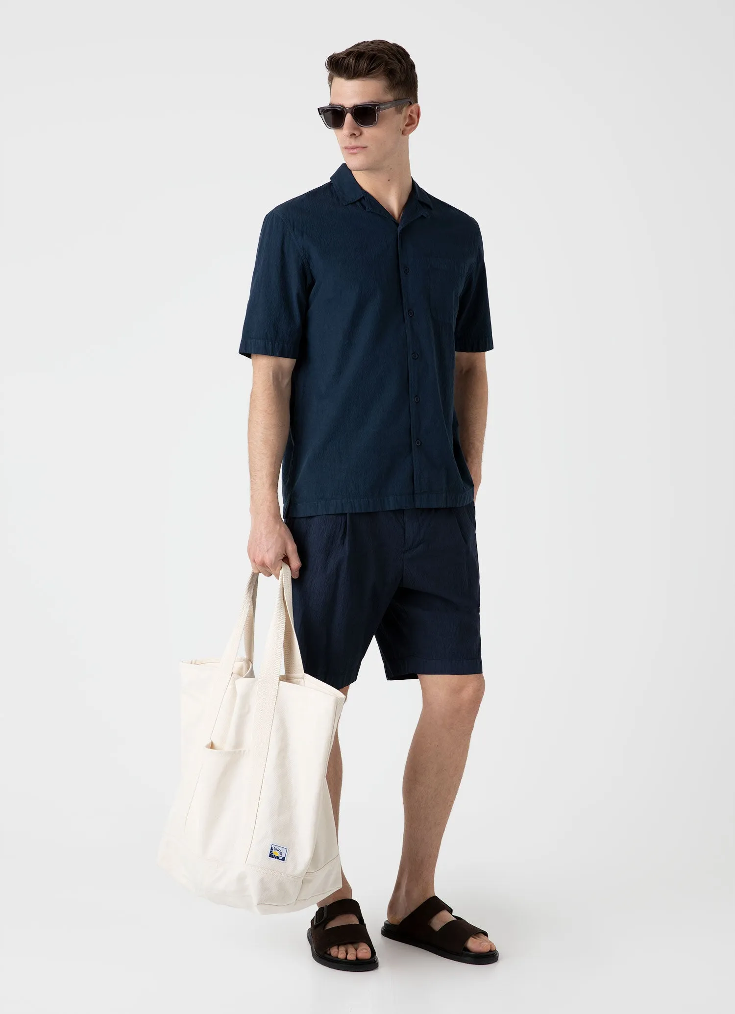 Men's Pleated Seersucker Short in Navy