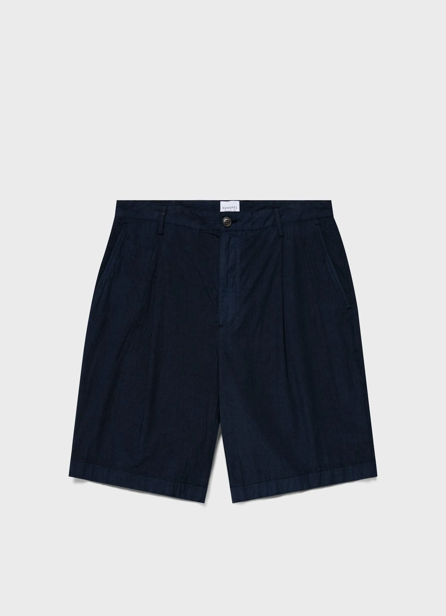 Men's Pleated Seersucker Short in Navy