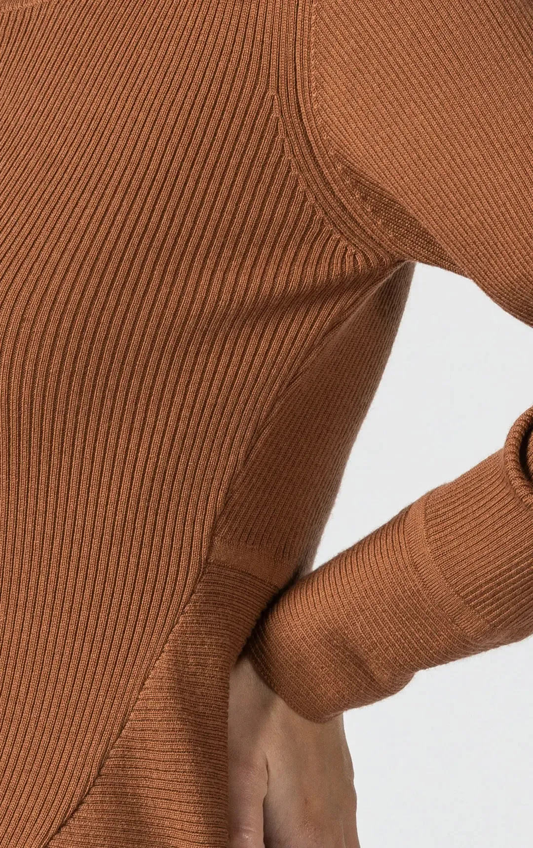 MERINO RIBBED PULLOVER - CLEARANCE