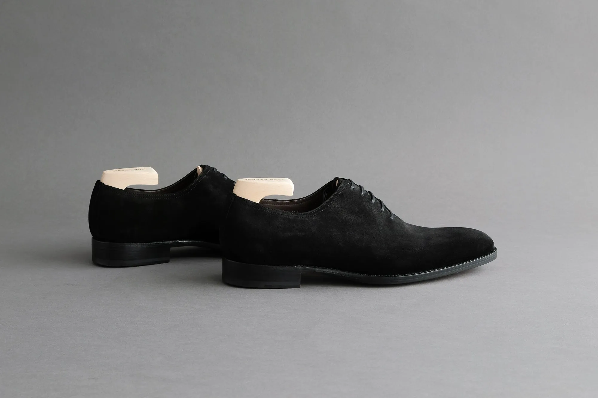 OneFourFour.Cristobal Wholecut Oxfords From Calf Suede