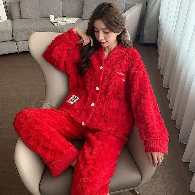 Red Coral Fleece Pajamas for Women – Fall/Winter Sleepwear, Thickened Fleece Cardigan, Jubilant Loungewear Also Suitable for Outdoor Wear