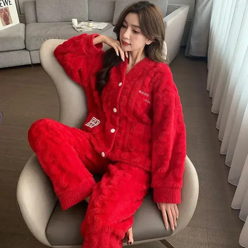 Red Coral Fleece Pajamas for Women – Fall/Winter Sleepwear, Thickened Fleece Cardigan, Jubilant Loungewear Also Suitable for Outdoor Wear