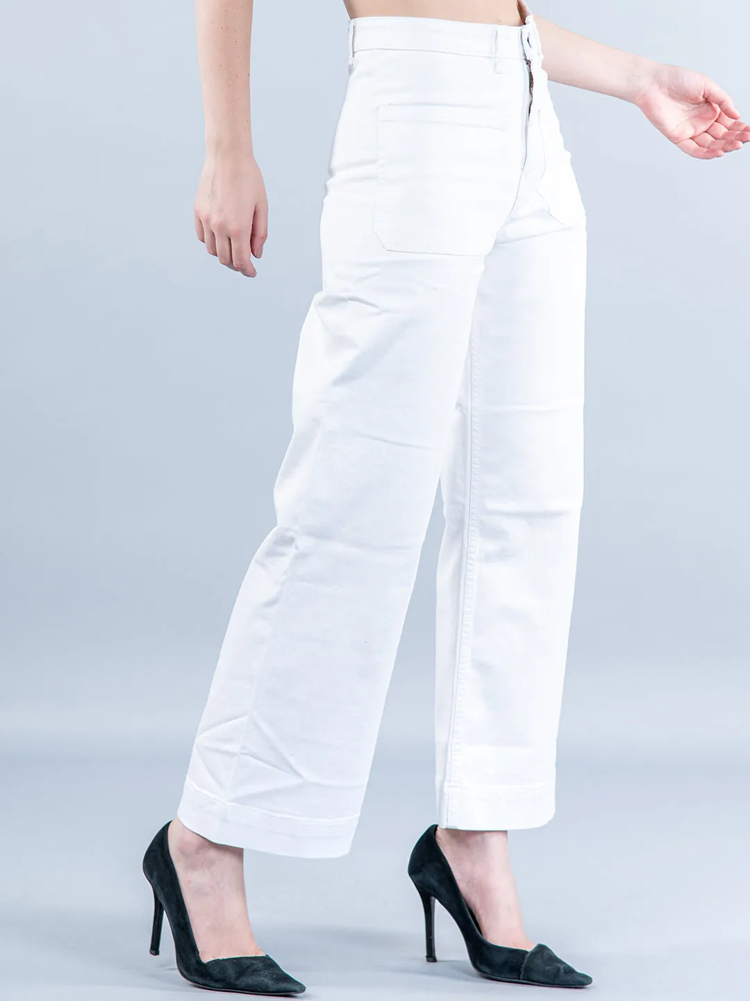 Two Pocket White Flared Jeans