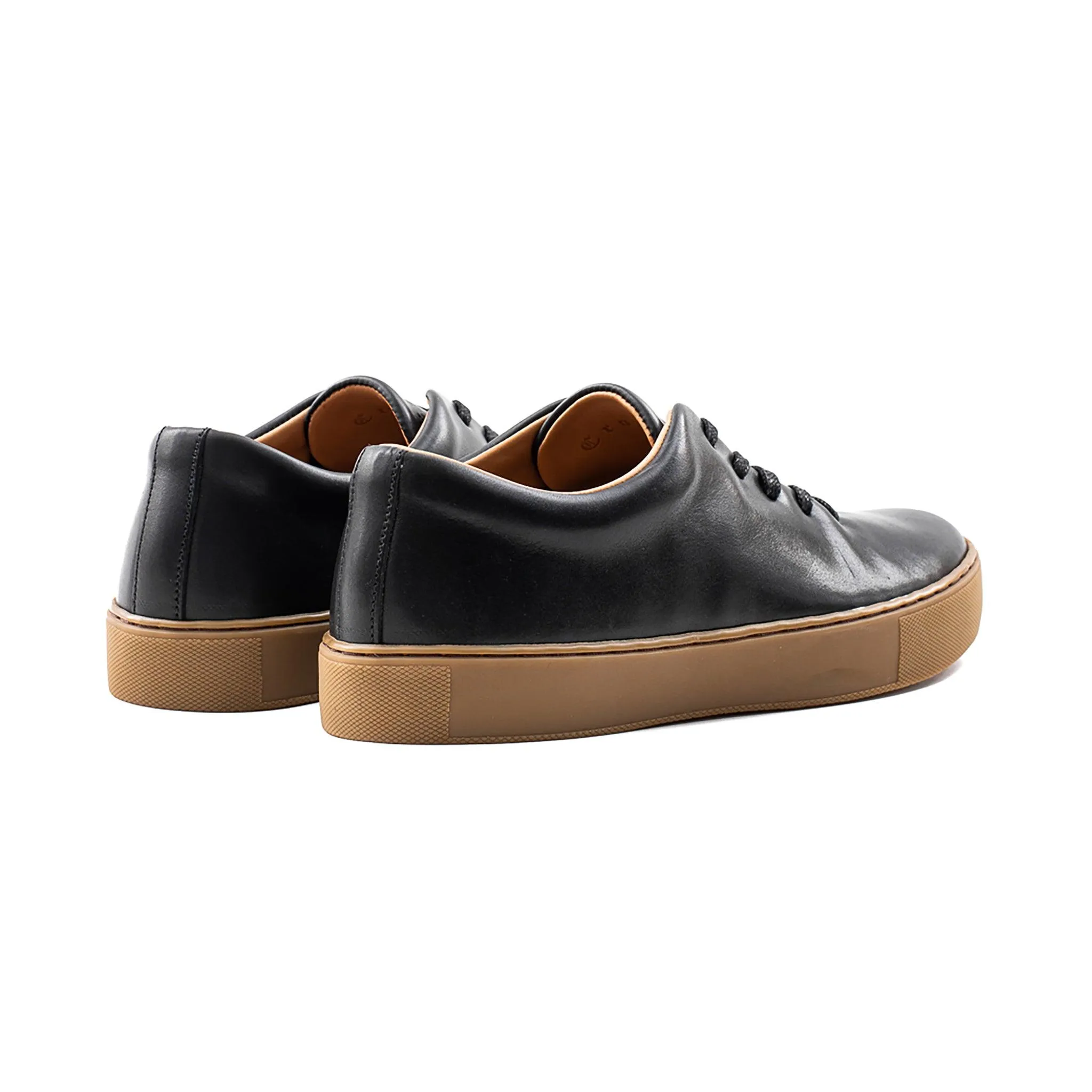 Upton Wholecut - Black Calf