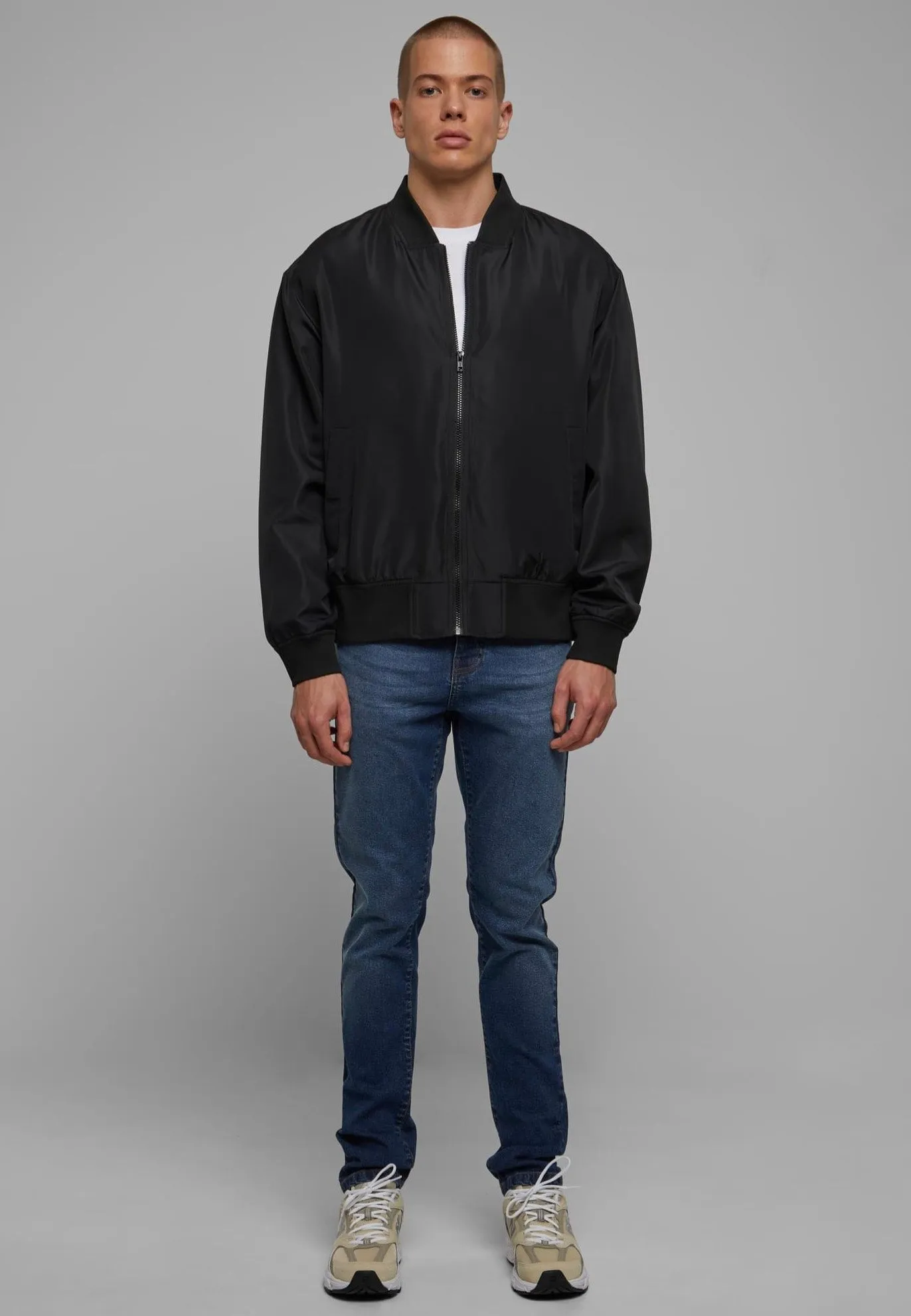 Urban Classics - Recycled Bomber Black - Jacket