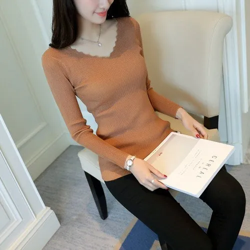 Women Solid Wave Cut Pullover